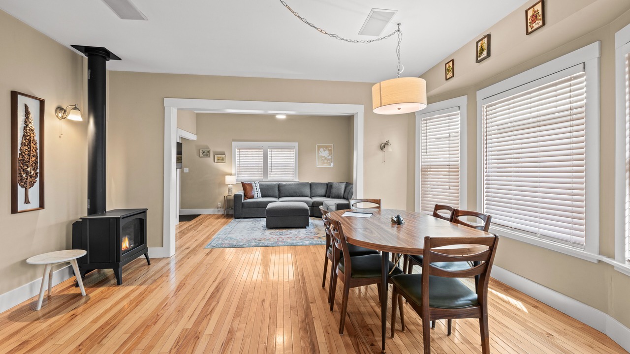 Photo of Bedroom in Sandpoint