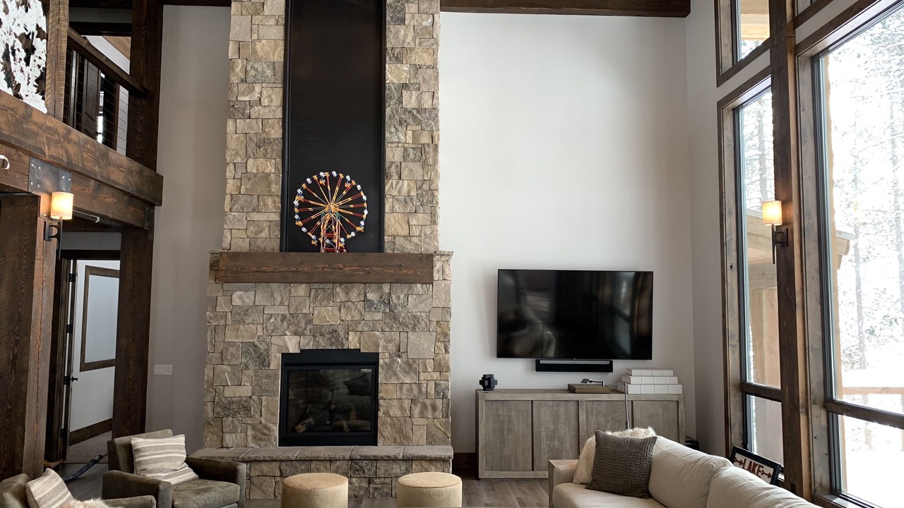 Photo of Livingroom in Island Park