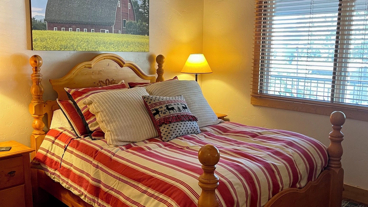 Photo of Bedroom in Bigfork