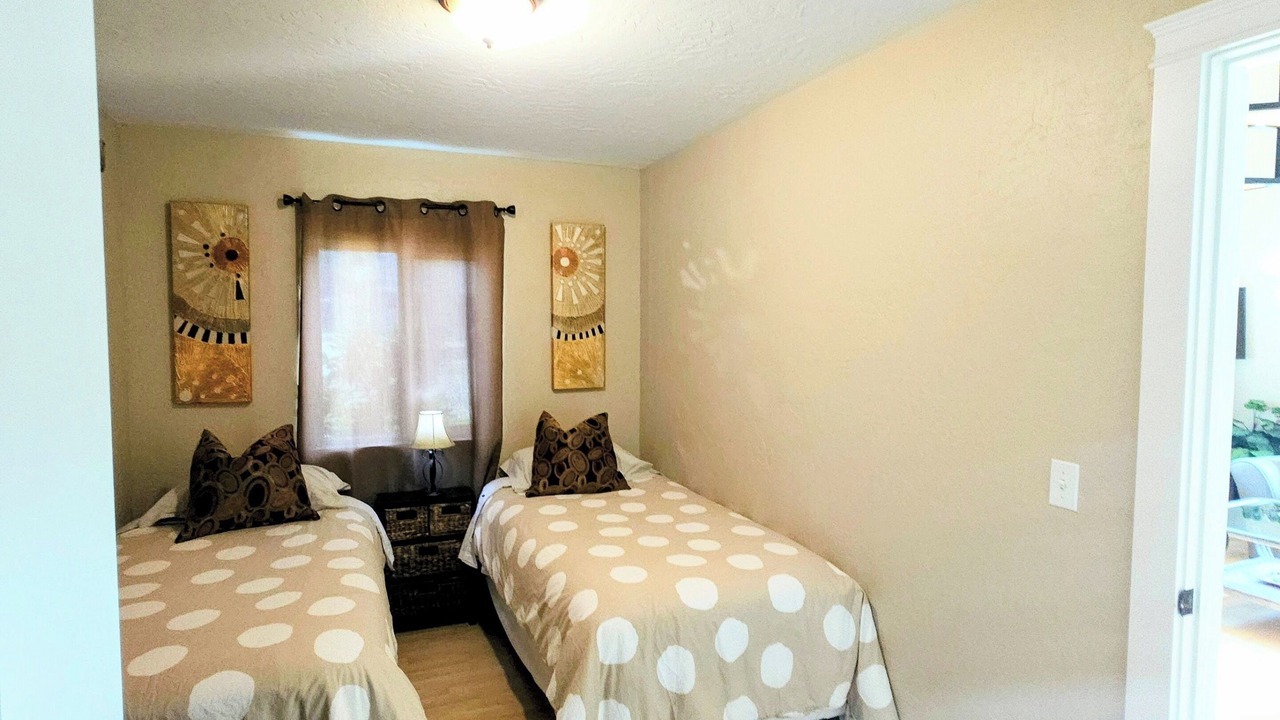 Photo of Bedroom in Garden District