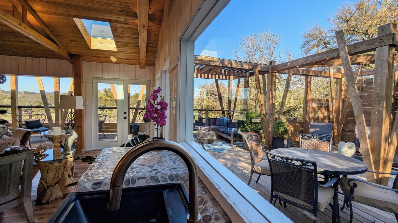 Photo of Outdoor in Barton Hills