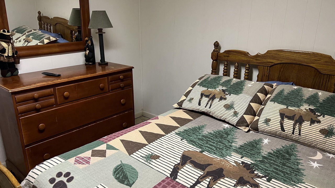 Photo of Bedroom in Perrysville