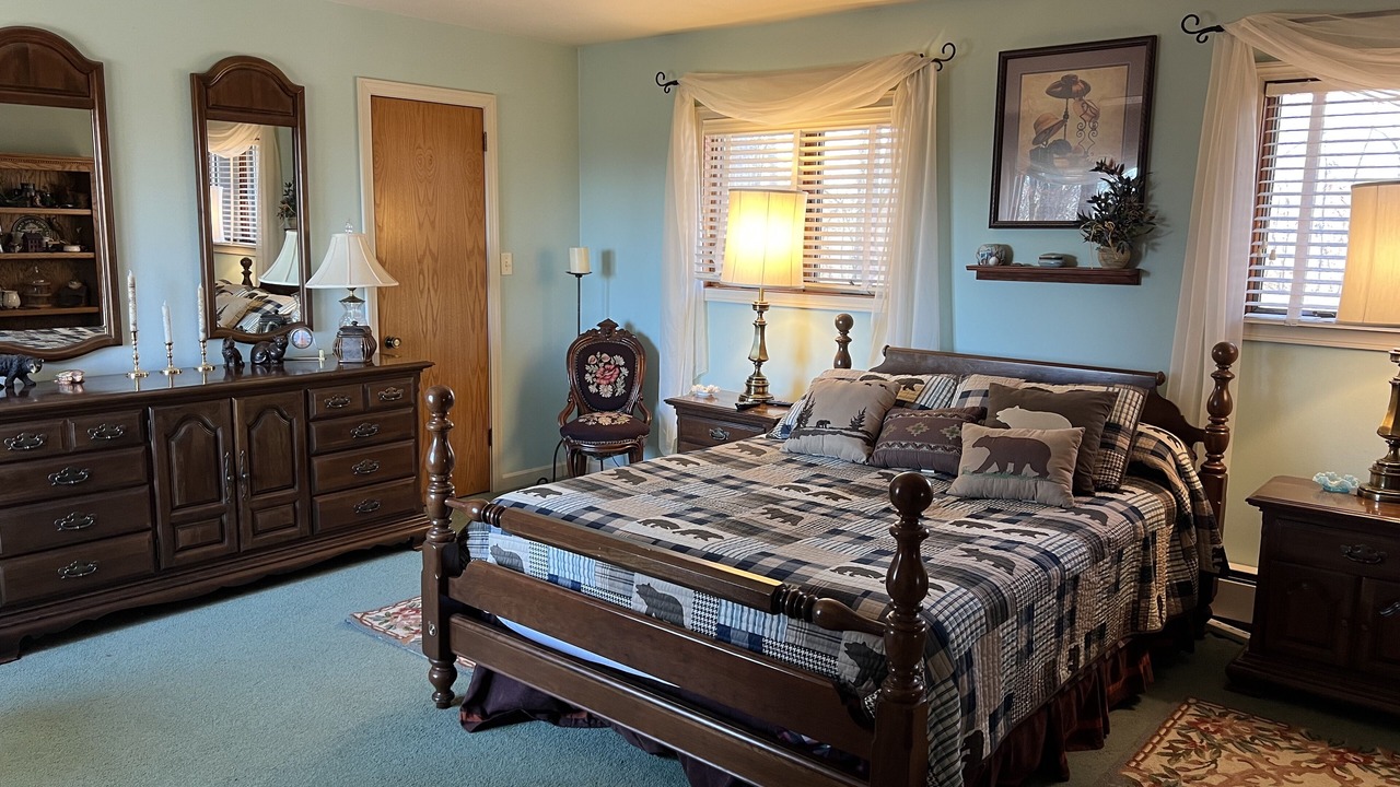 Photo of Bedroom in Perrysville