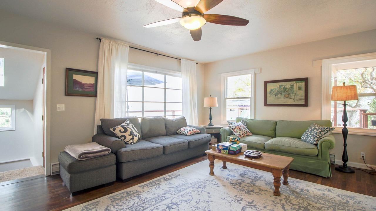 Photo of Bedroom in Huntington