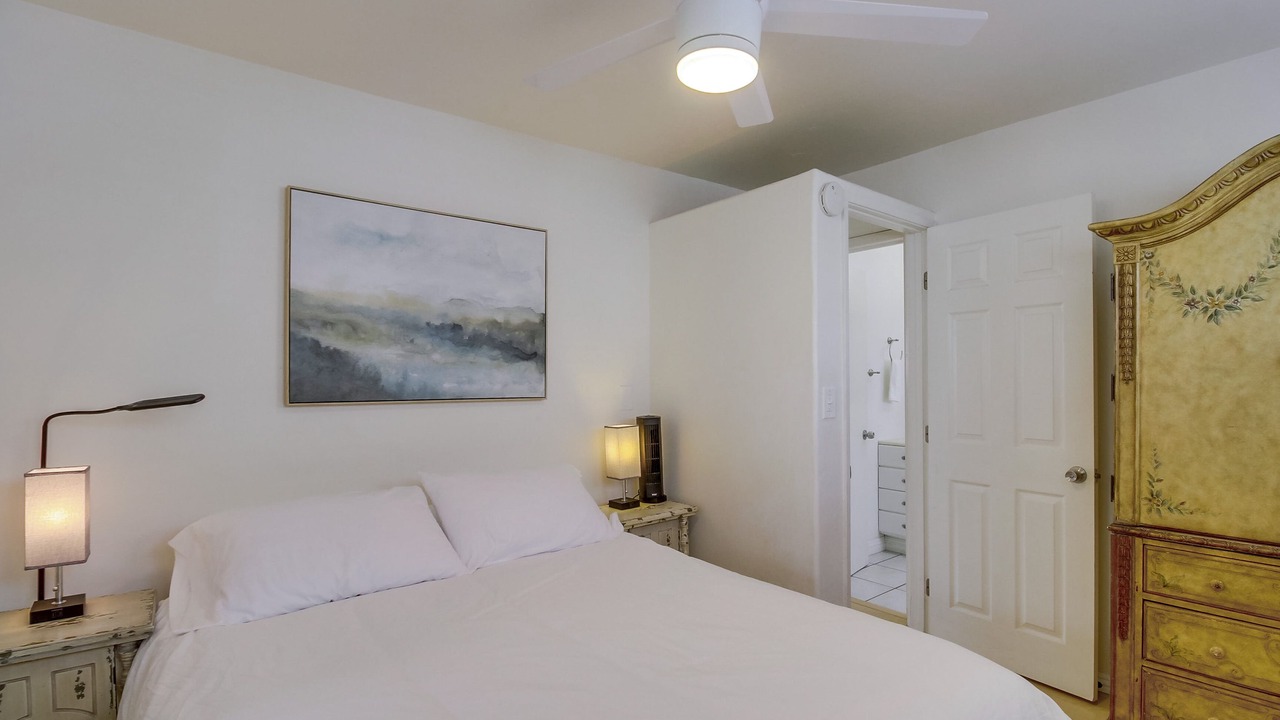 Photo of Bedroom in Mission Beach
