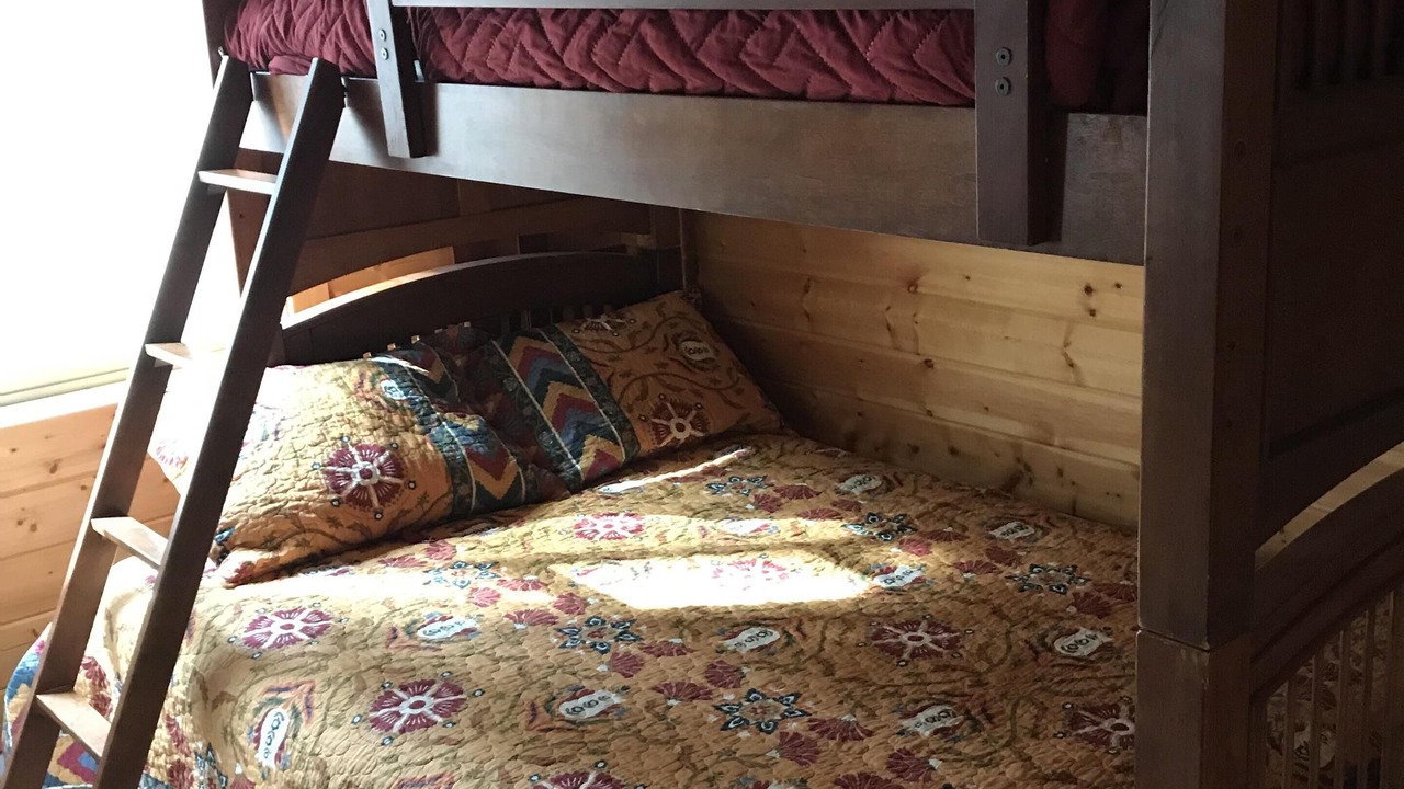 Photo of Bedroom in Cascade