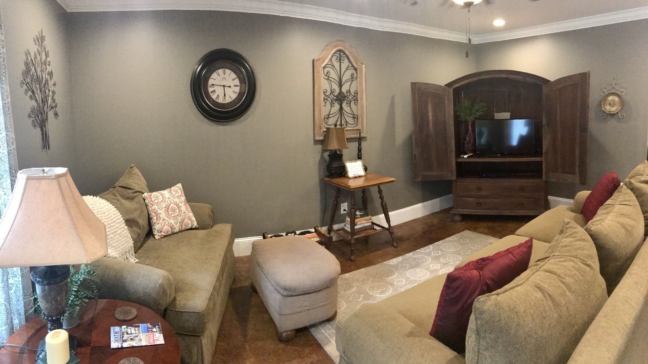 Photo of Livingroom in Corinth