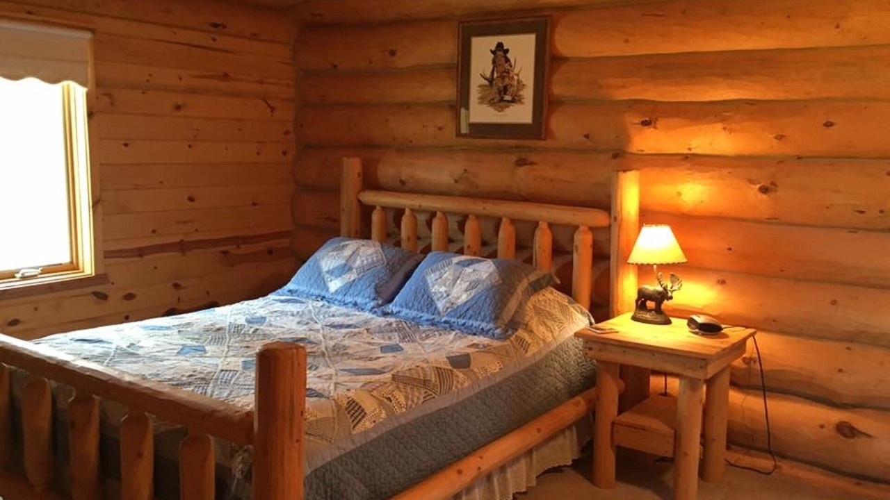 Photo of Bedroom in Hill City