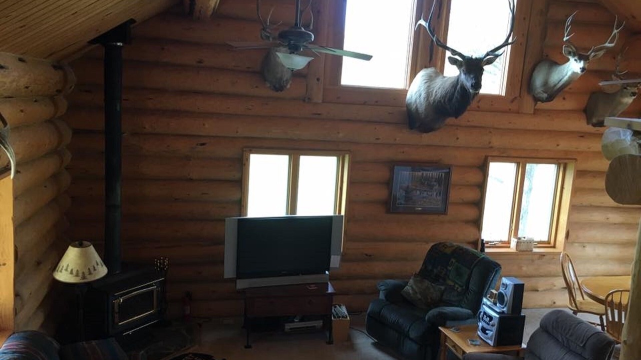 Photo of Livingroom in Hill City