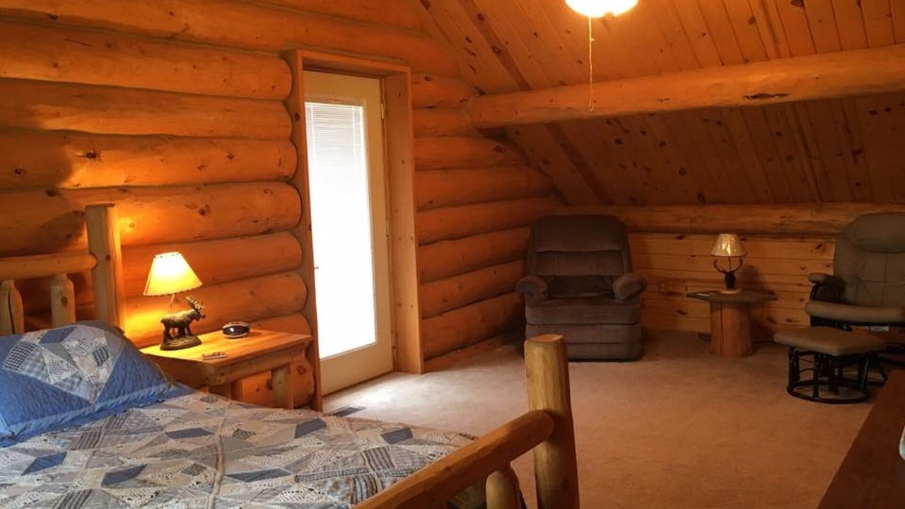 Photo of Bedroom in Hill City