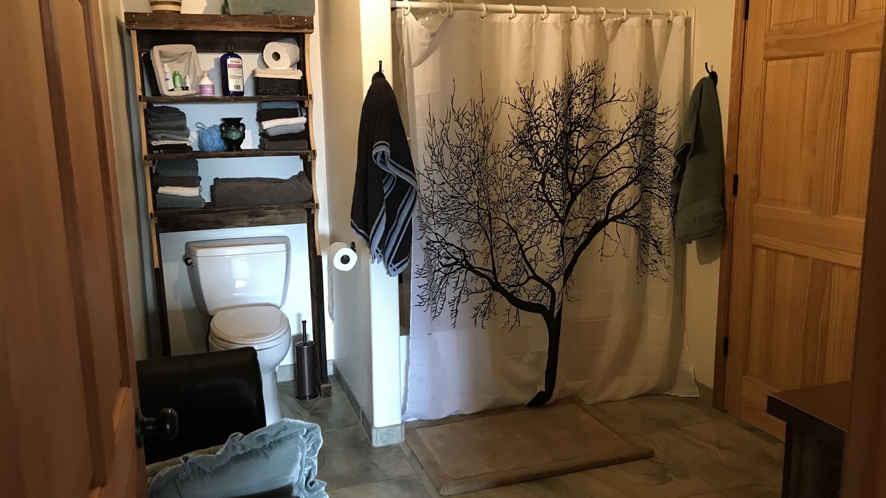 Photo of Bathroom in Sheridan
