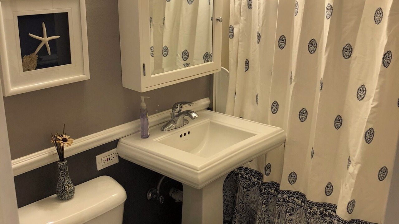 Photo of Bathroom in Downtown Seattle