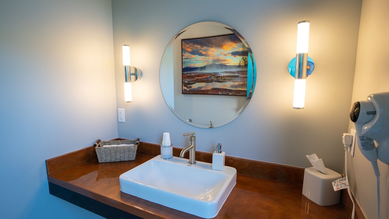 Photo of Bathroom in Gardiner