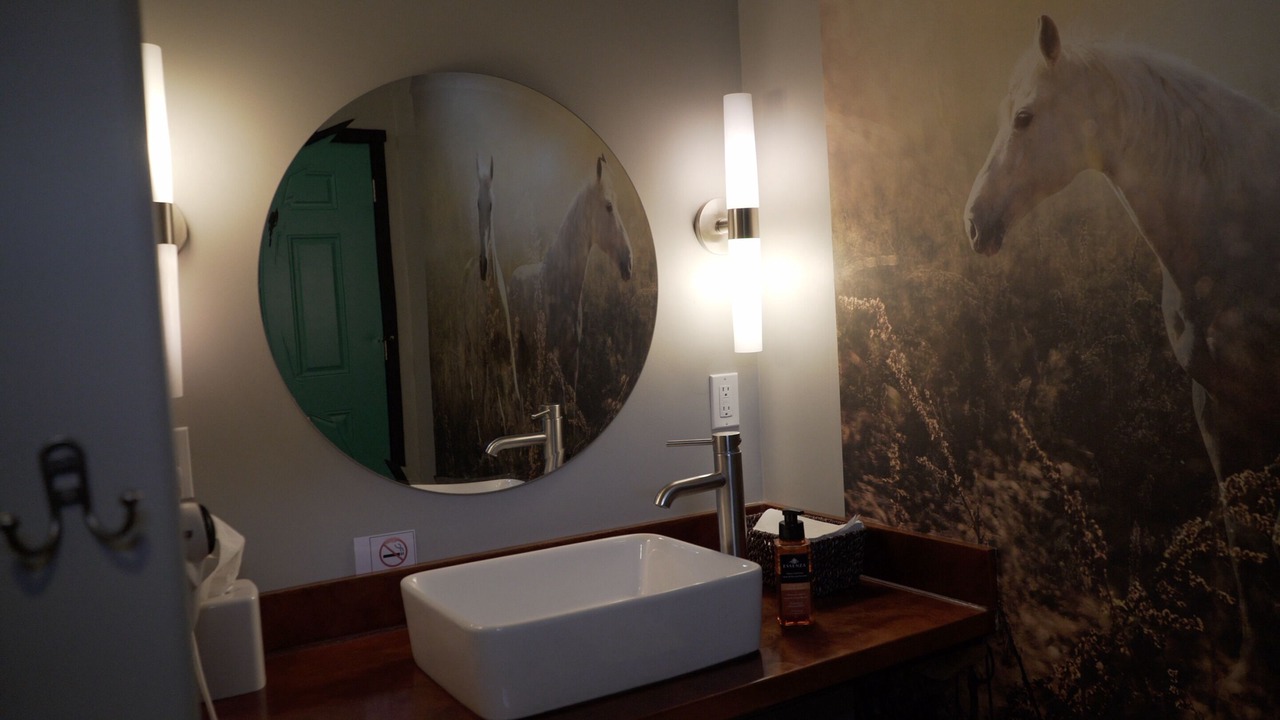 Photo of Bathroom in Gardiner