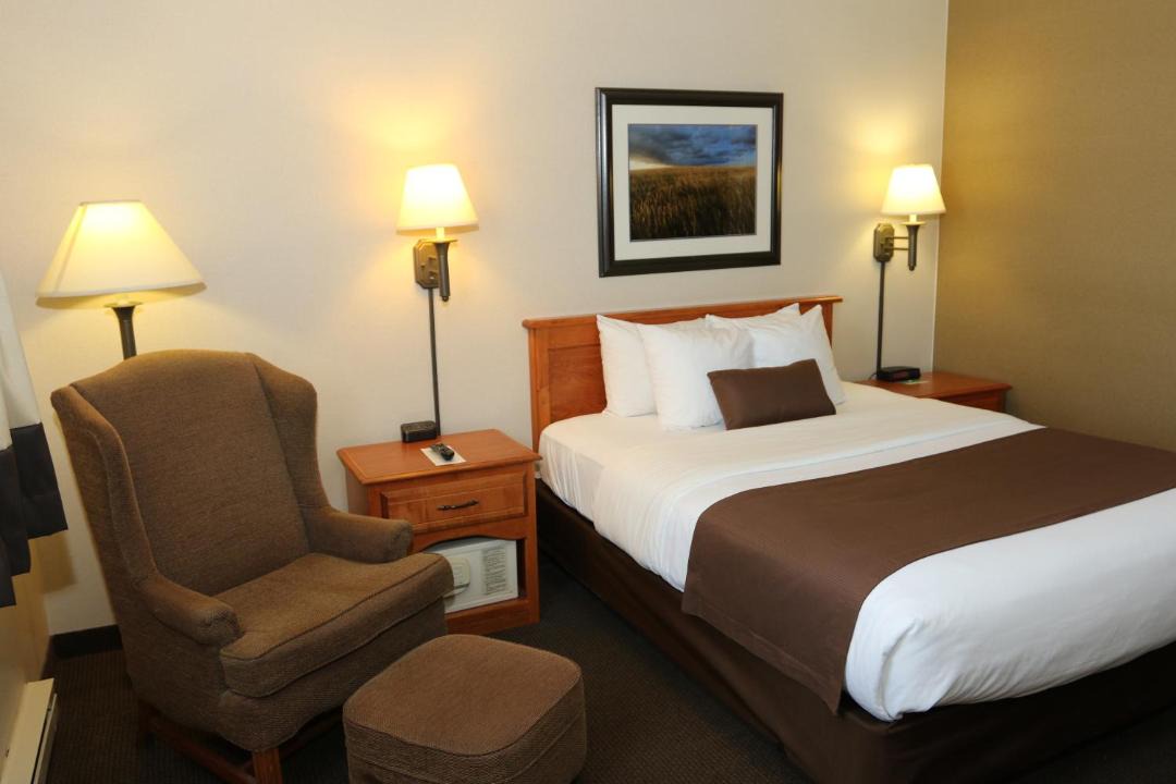 Photo of Bedroom in Minot