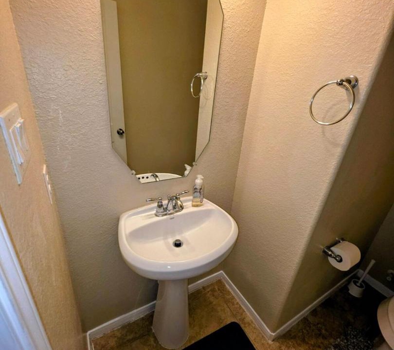 Photo of Bathroom in Clodine