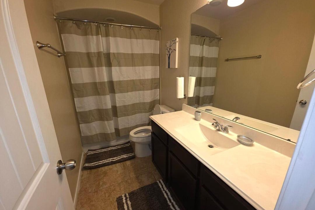 Photo of Bathroom in Clodine