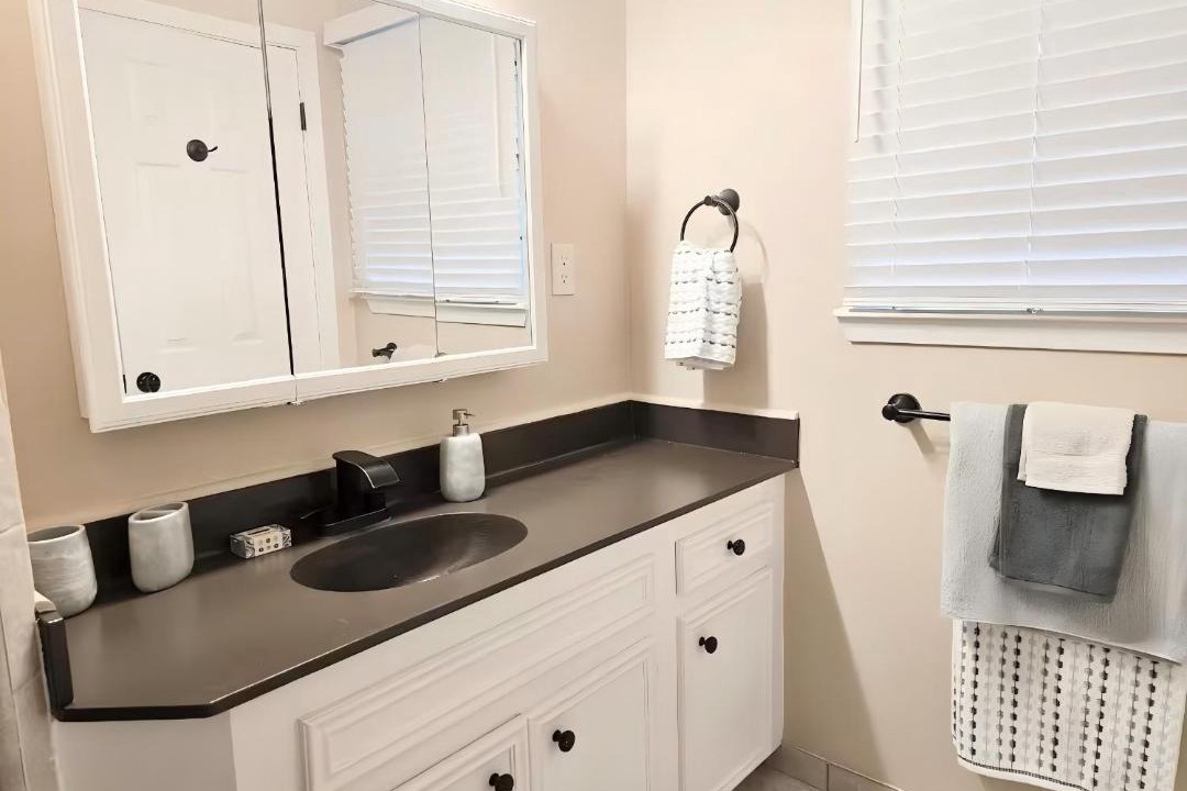 Photo of Bathroom in North Shore