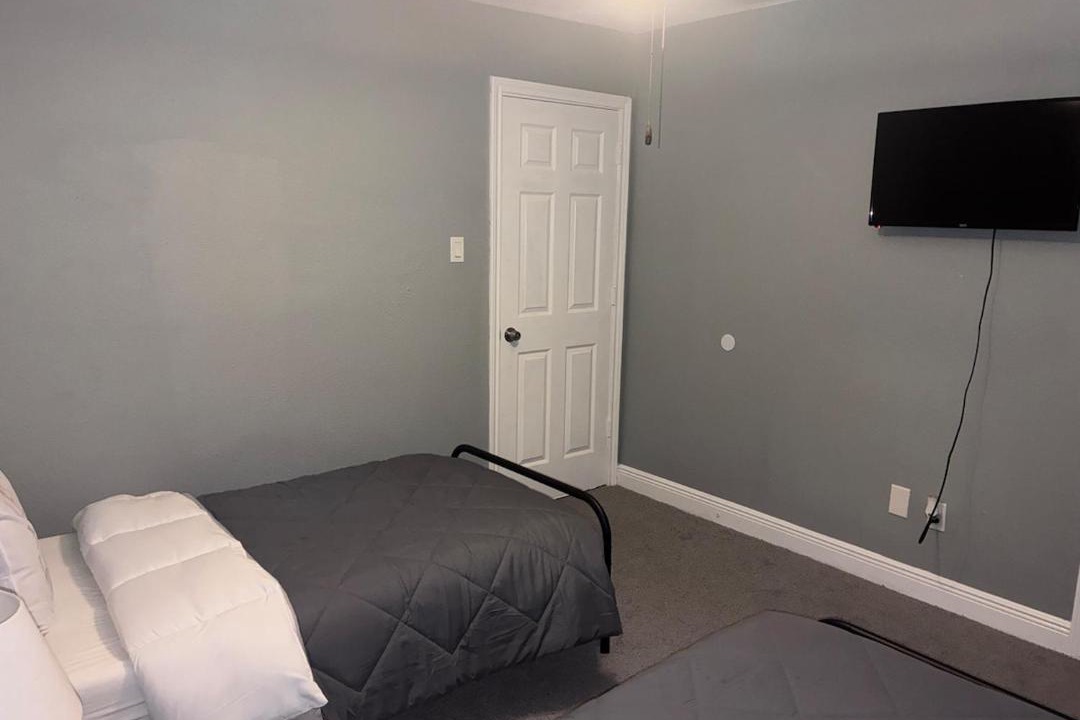 Photo of Bedroom in Humble