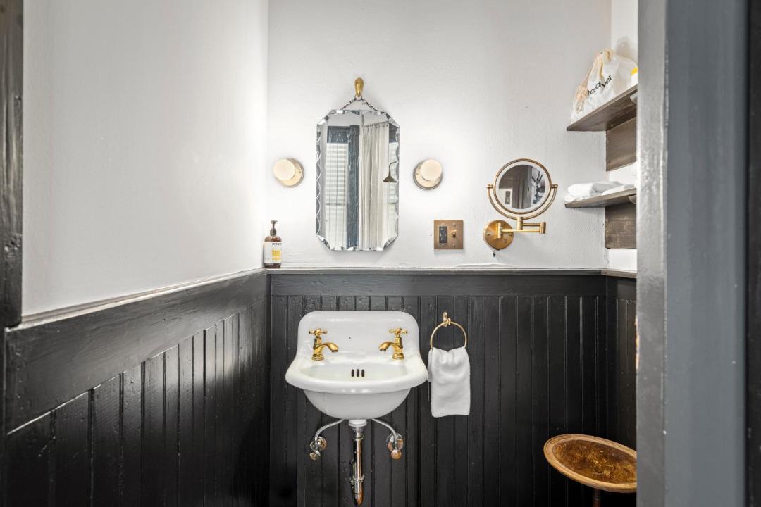 Photo of Bathroom in Galveston