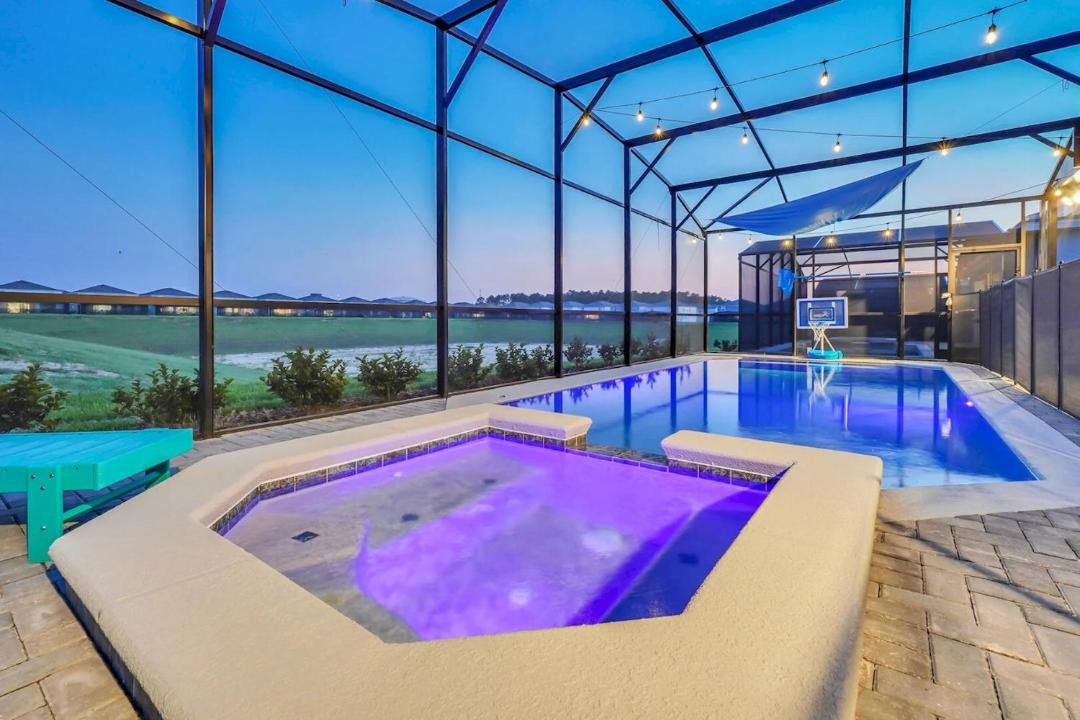 Photo of Others in Bay Lake