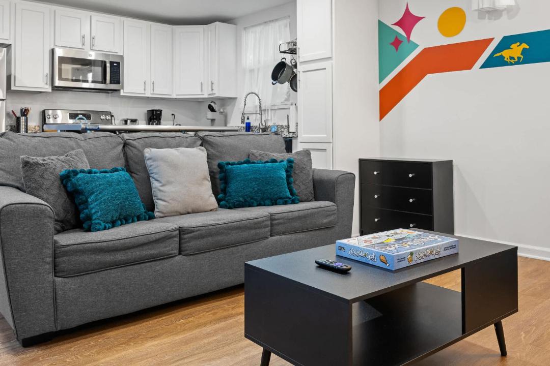 Photo of Livingroom in Phoenix Hill