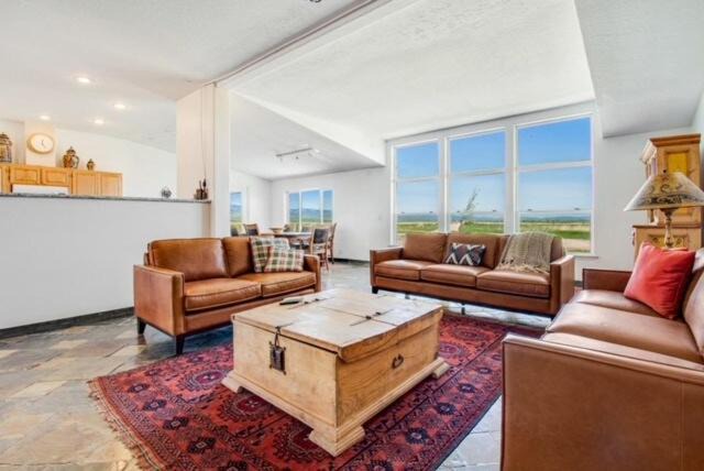 Photo of Livingroom in St. Charles