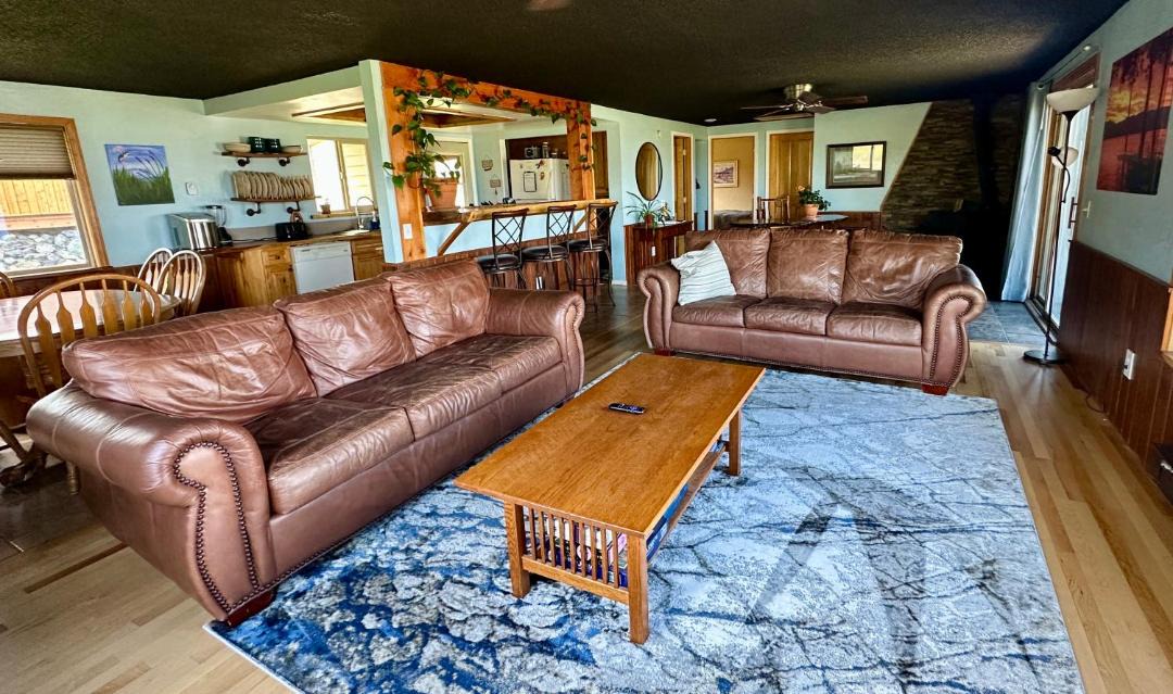 Photo of Livingroom in Big Arm
