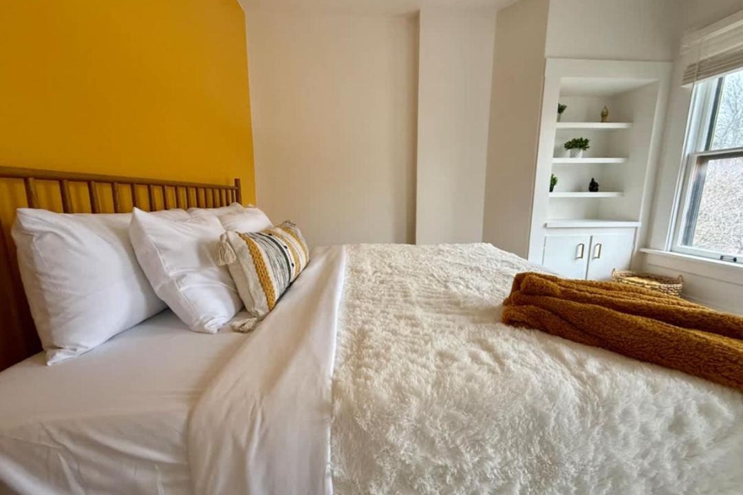 Photo of Bedroom in Victorian Village