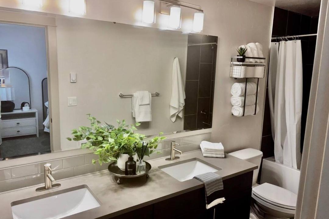 Photo of Bathroom in Sunset