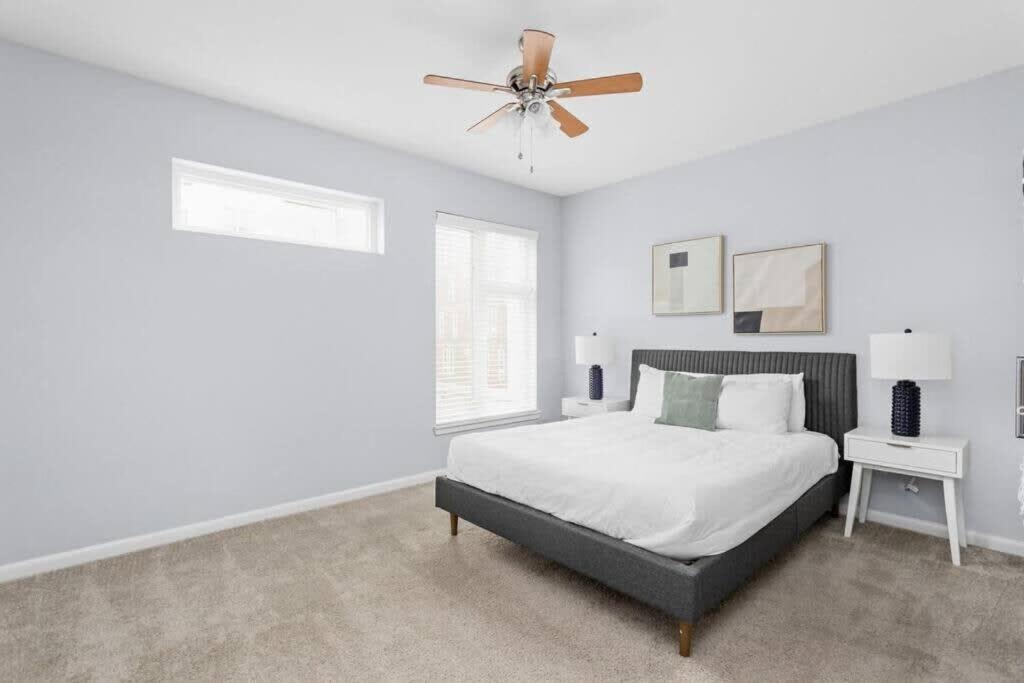 Photo of Bedroom in Cole-Noble District