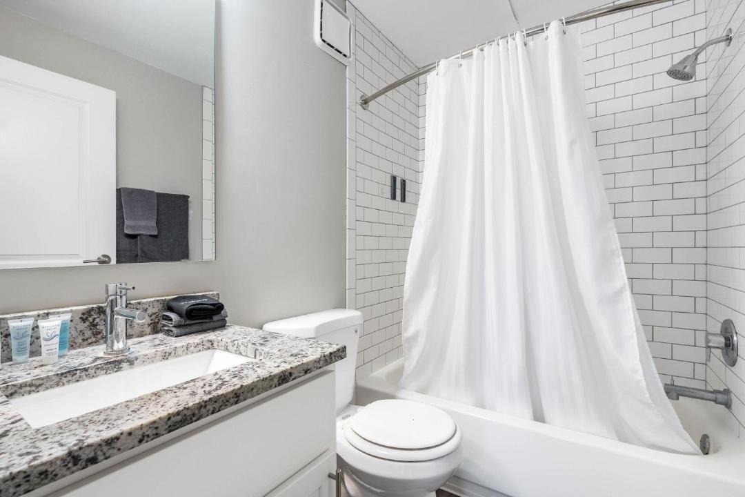 Photo of Bathroom in Chatham-Arch