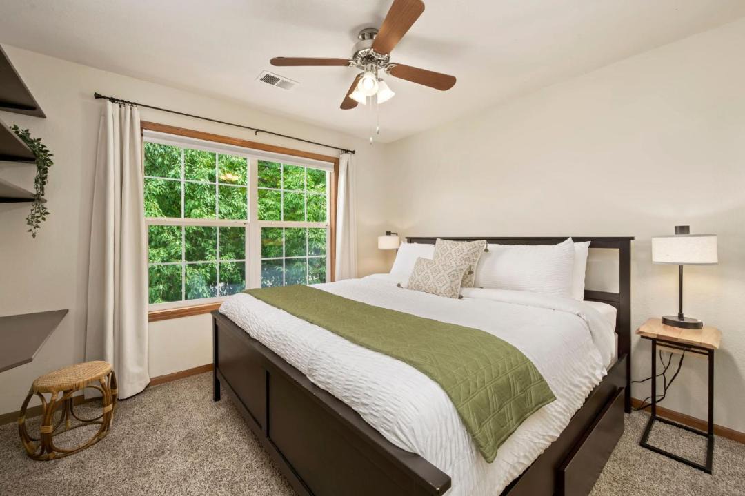 Photo of Bedroom in Loveland