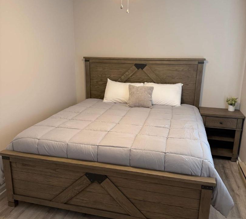 Photo of Bedroom in State College