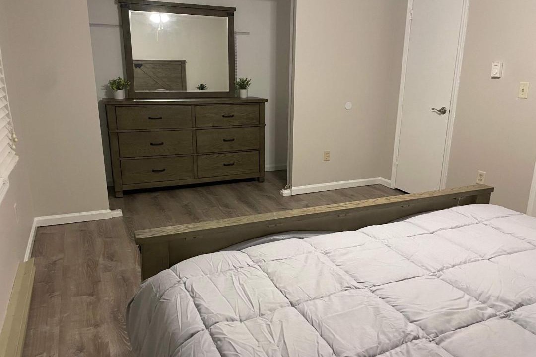 Photo of Bedroom in State College