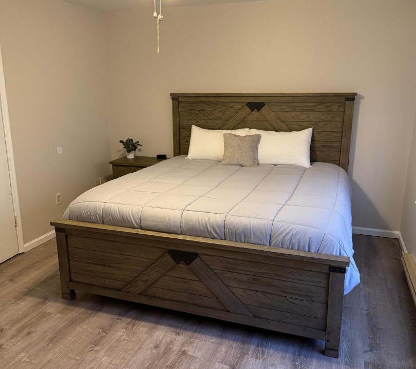 Photo of Bedroom in State College