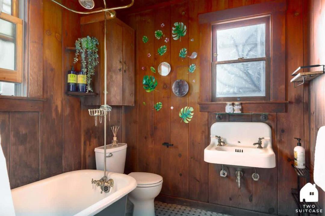 Photo of Bathroom in Downtown Berkeley