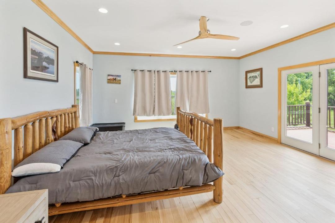 Photo of Bedroom in Crary