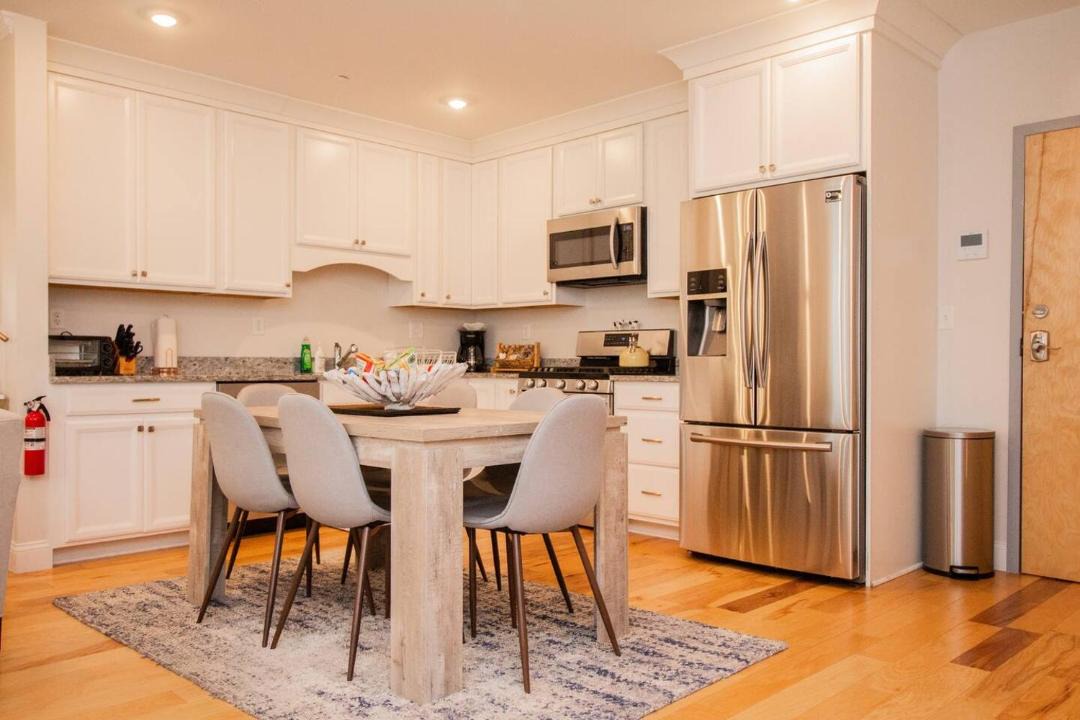 Photo of Kitchen in Harrison Lenox
