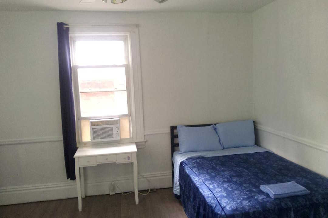 Photo of Bedroom in Marshall-Shadeland