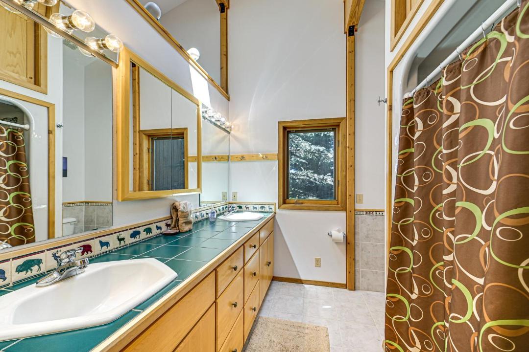 Photo of Bathroom in Red Lodge