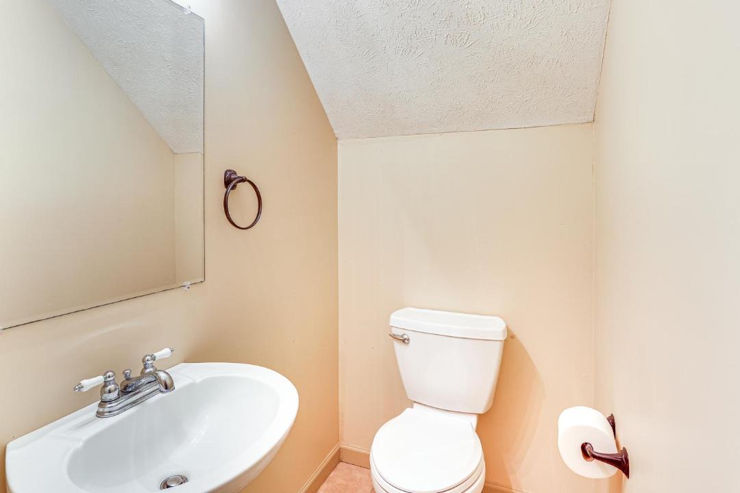 Photo of Bathroom in Iuka