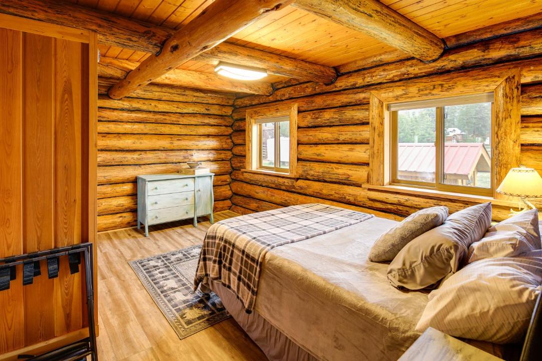 Photo of Bedroom in Seeley Lake