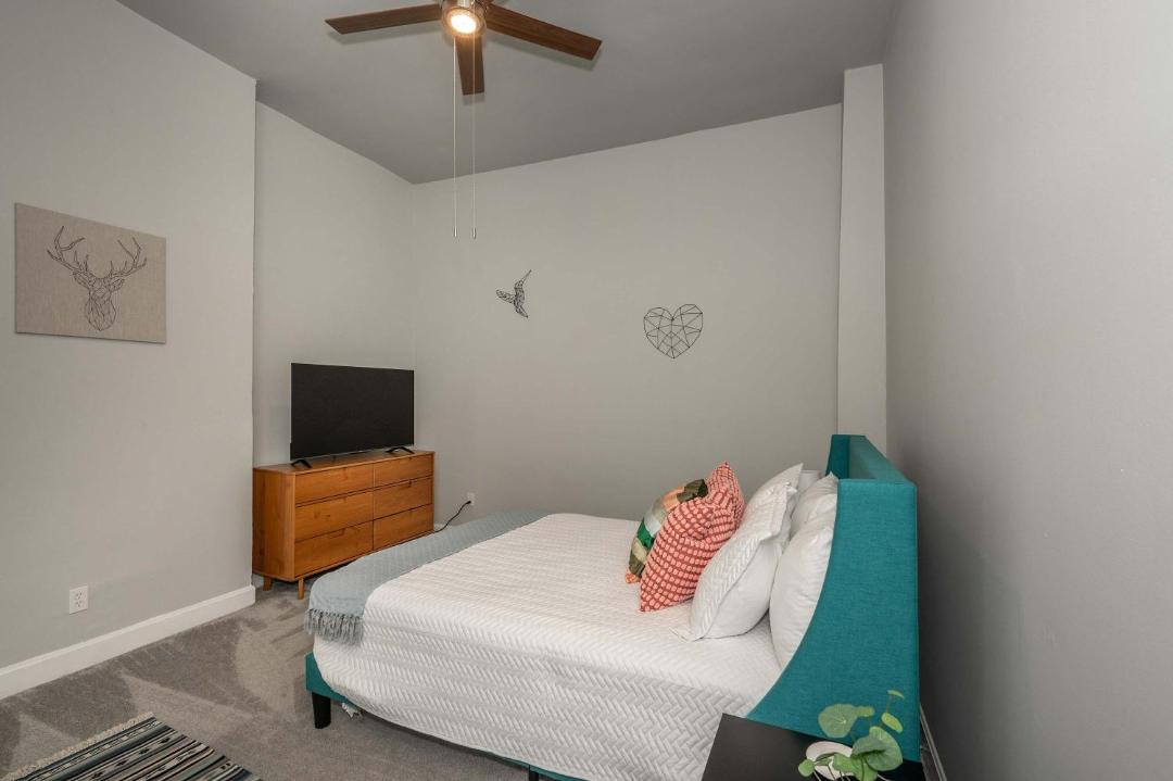 Photo of Bedroom in Covington