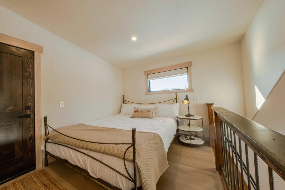 Photo of Bedroom in Eureka