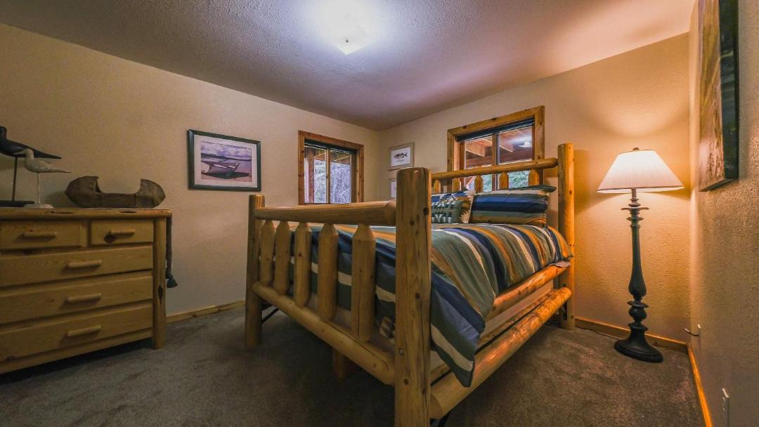 Photo of Bedroom in Eureka