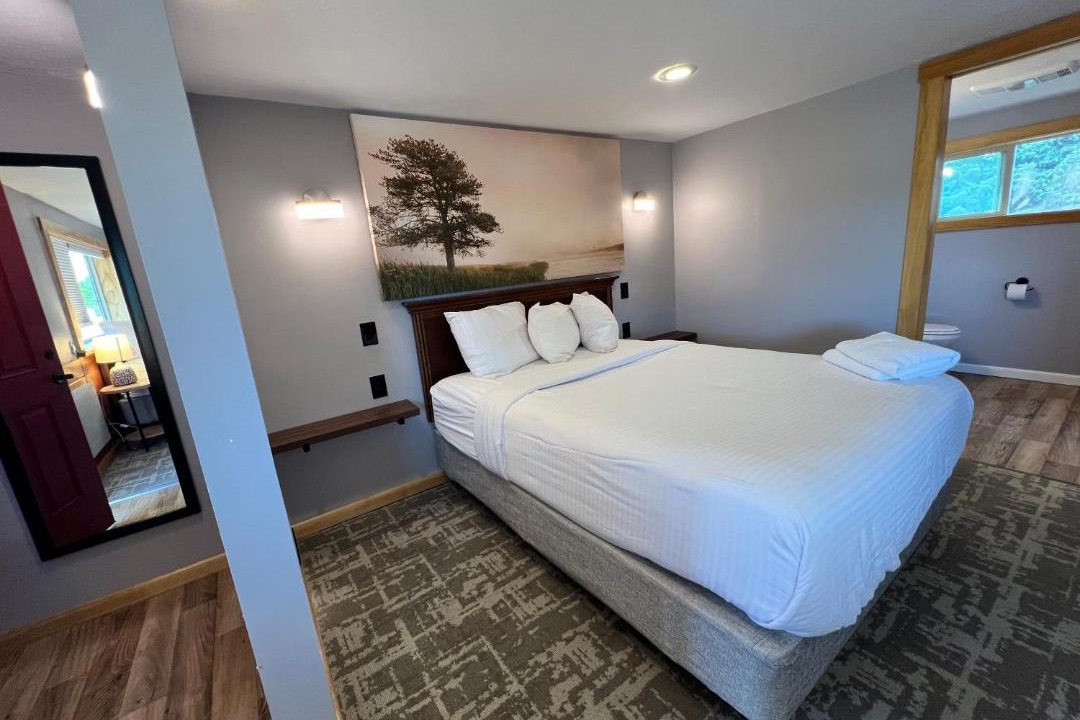 Photo of Bedroom in West Yellowstone