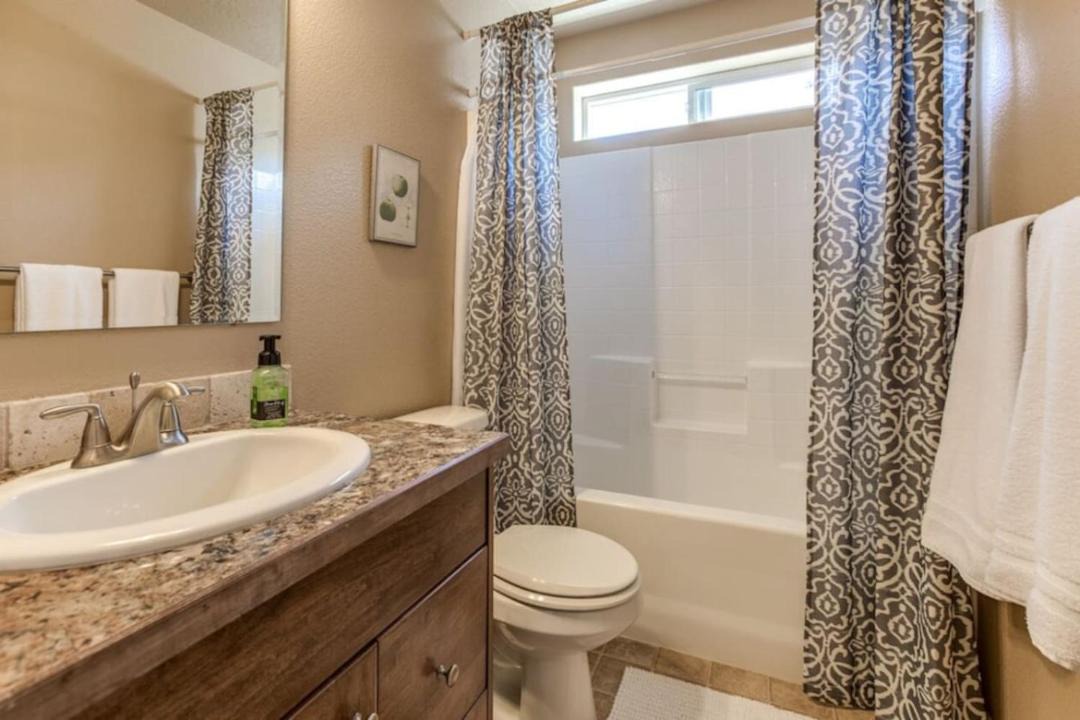 Photo of Bathroom in Kuna