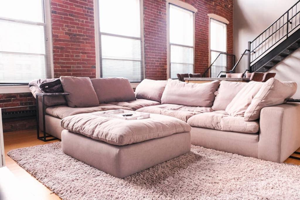 Photo of Livingroom in Wholesale District