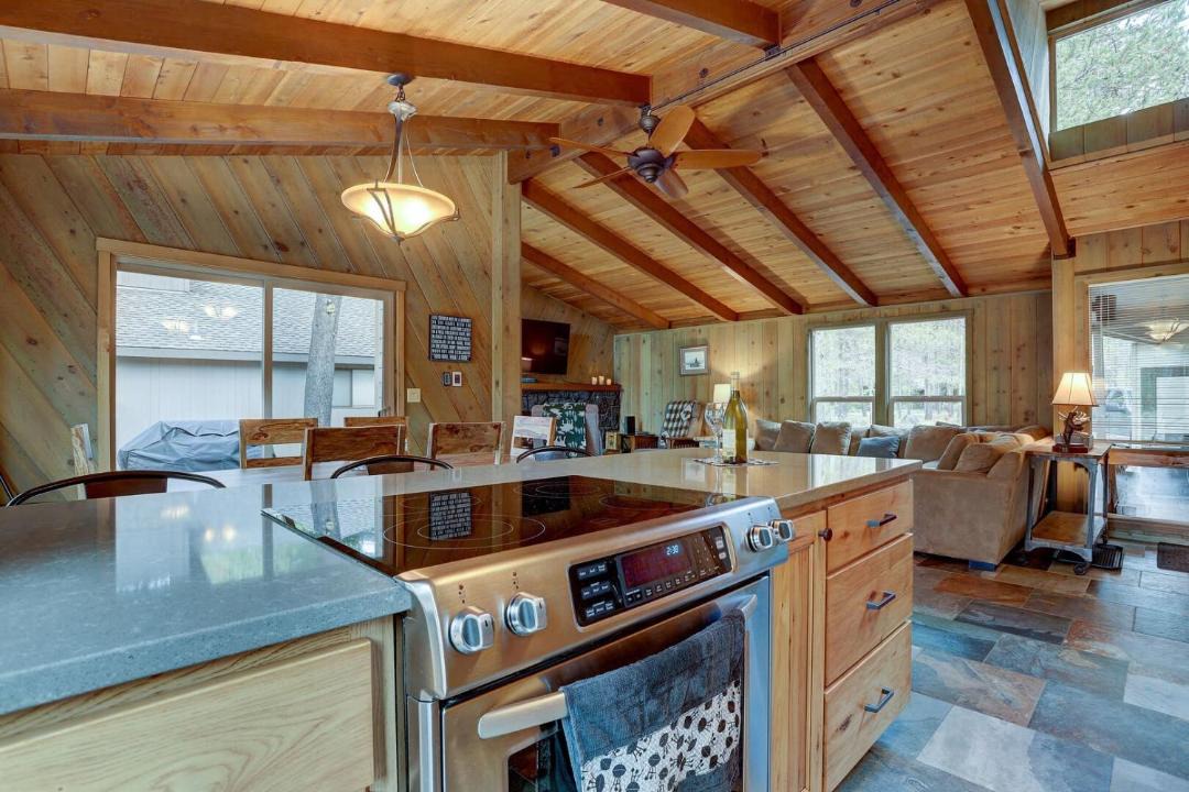 Photo of Kitchen in Overlook Park